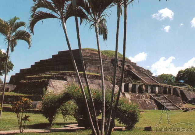 09_Pyramida Tazumal.jpg